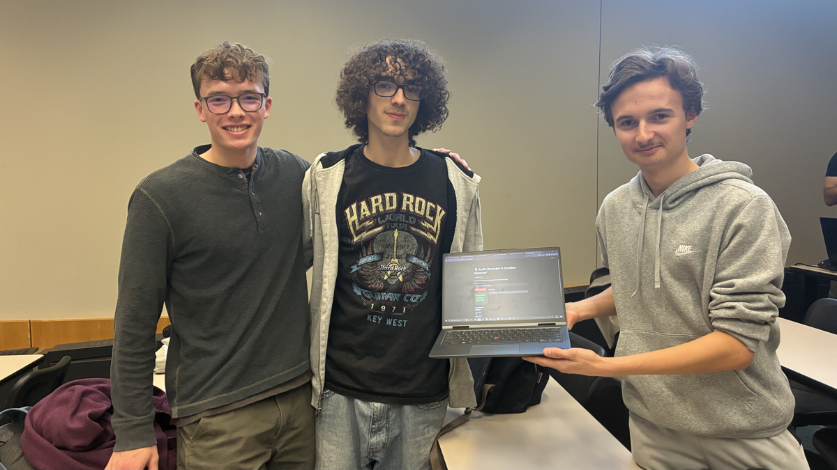 MAIS Hacks 2025 - 3mecs_audiorecorder